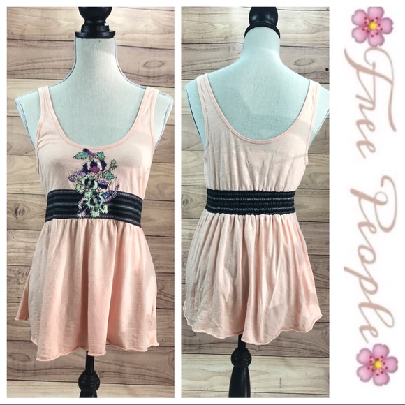 Free People Tops - 💕SALE💕Free People Peach Embroidered Tank Top